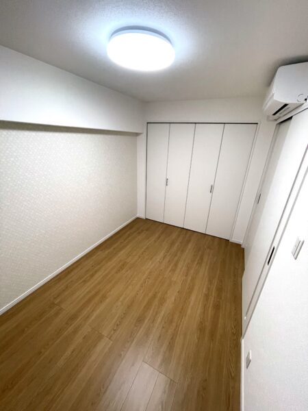 洋室Ｂ：独立した一つの部屋にしています。エアコンを取り付けました。