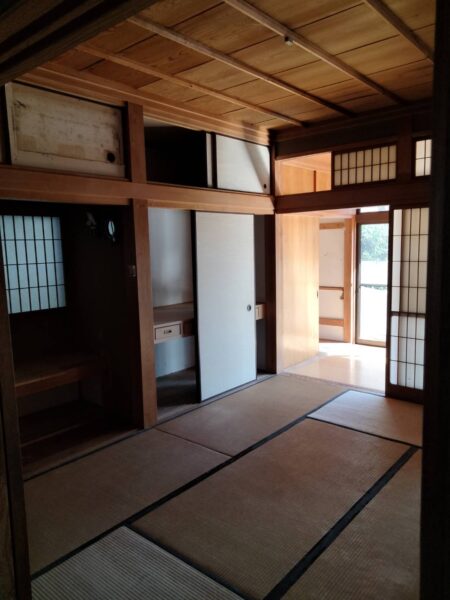 伝統的な和室。独立した空間となっており、リビング・ダイニングとの一体感がない間取りでした。